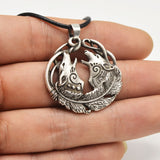 Pendentif Loup<br> Couple hurlant - Loup-Faction